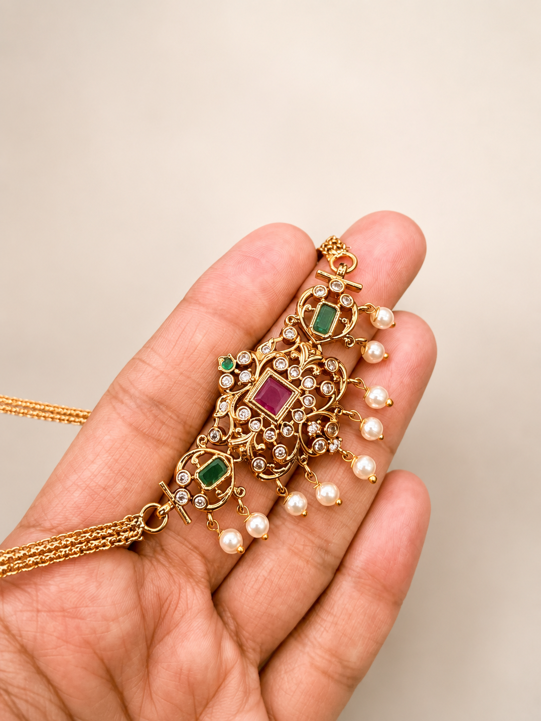 Gold plated chocker set